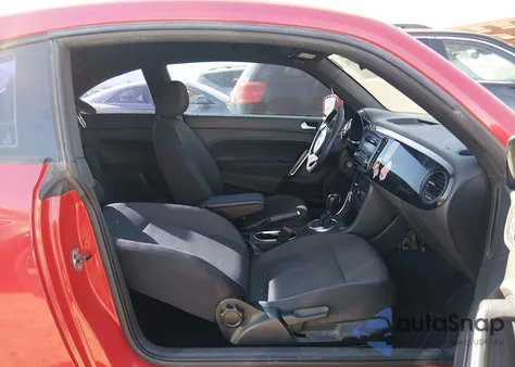 2013 Volkswagen Beetle 2.5L Entry из США, поврежденный, VIN 3VWFP7AT8DM660472